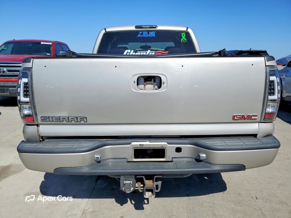 GMC Sierra 2005