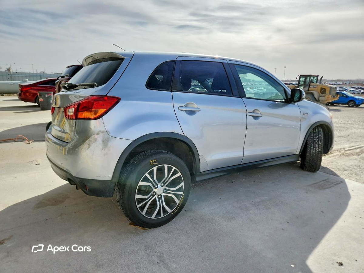 Mitsubishi Outlander 2016
