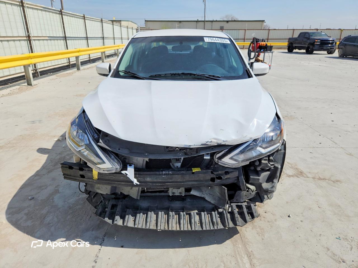 Nissan Sentra 2016