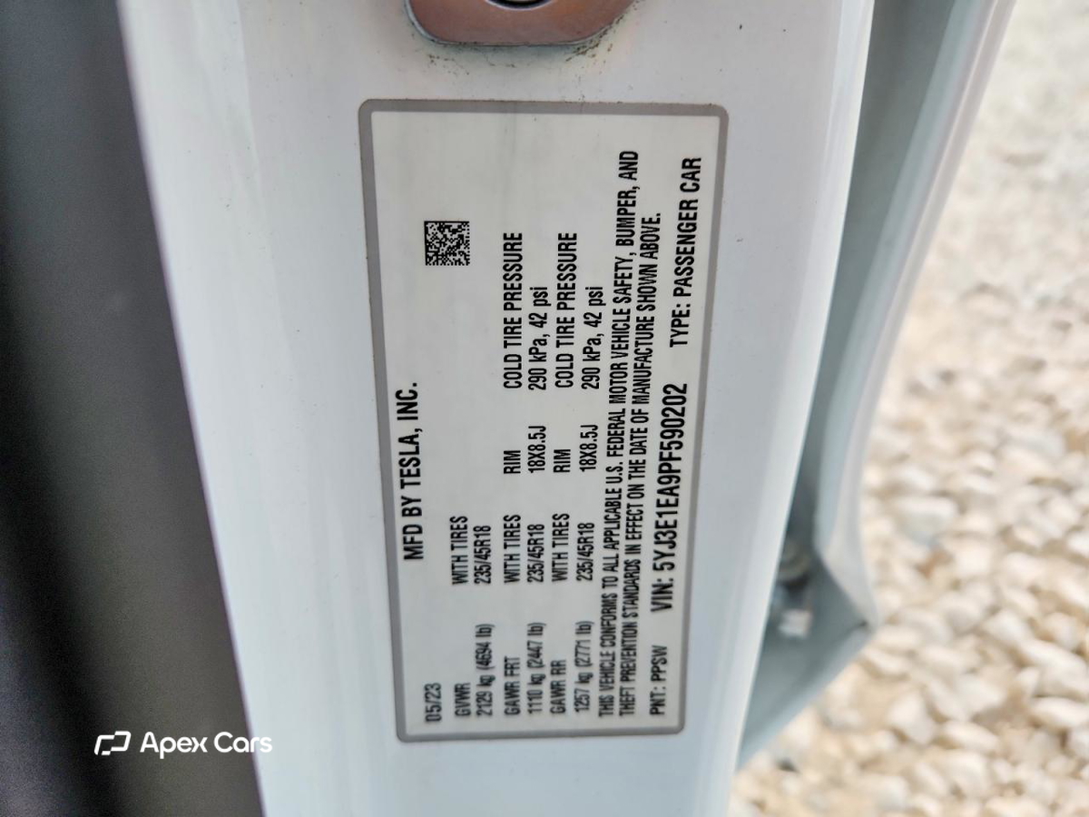 Tesla Model 3 2023