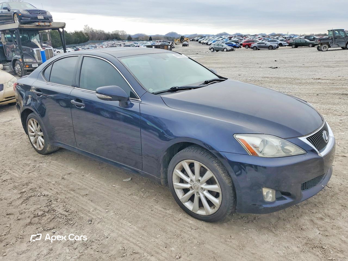 Lexus IS 2010