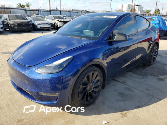 Tesla Model Y 2022 - Image 1 of 13