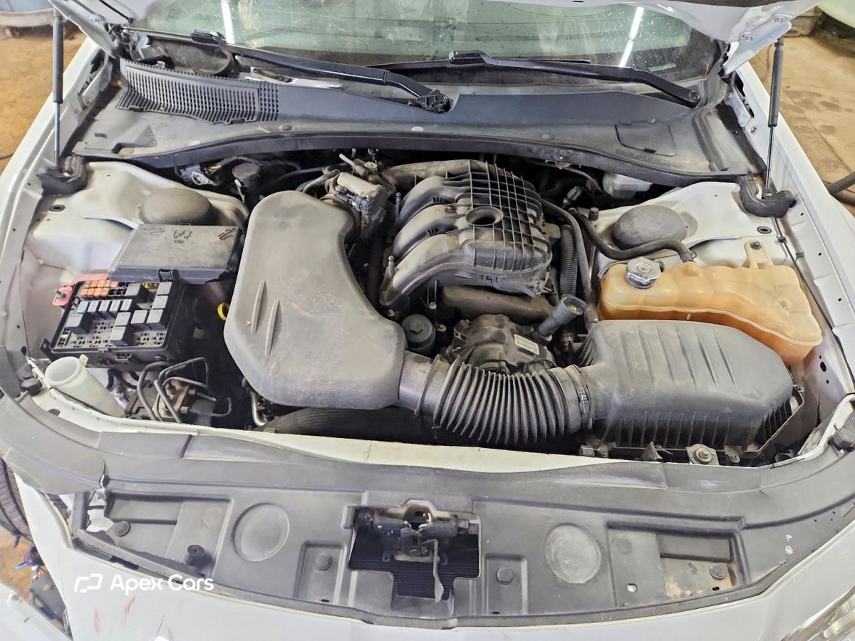 Chrysler 300 2011