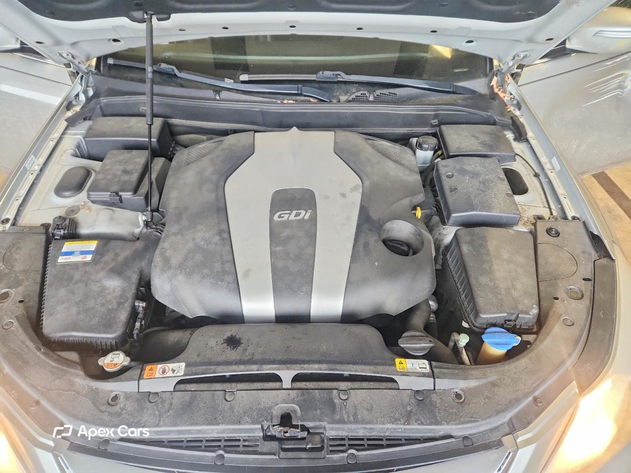 Hyundai Genesis 2012