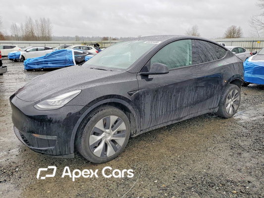 Tesla Model Y 2020 - Image 1 of 15