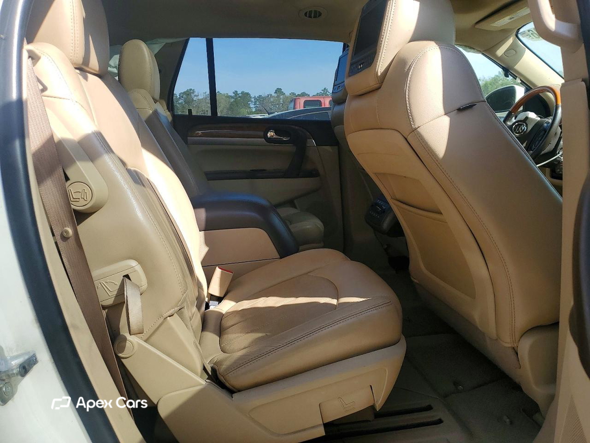 Buick Enclave 2011
