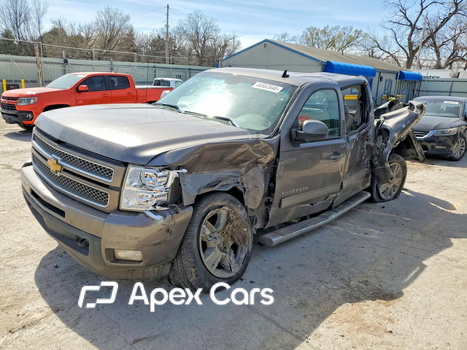 Chevrolet Silverado 2013 - Image 1 of 13