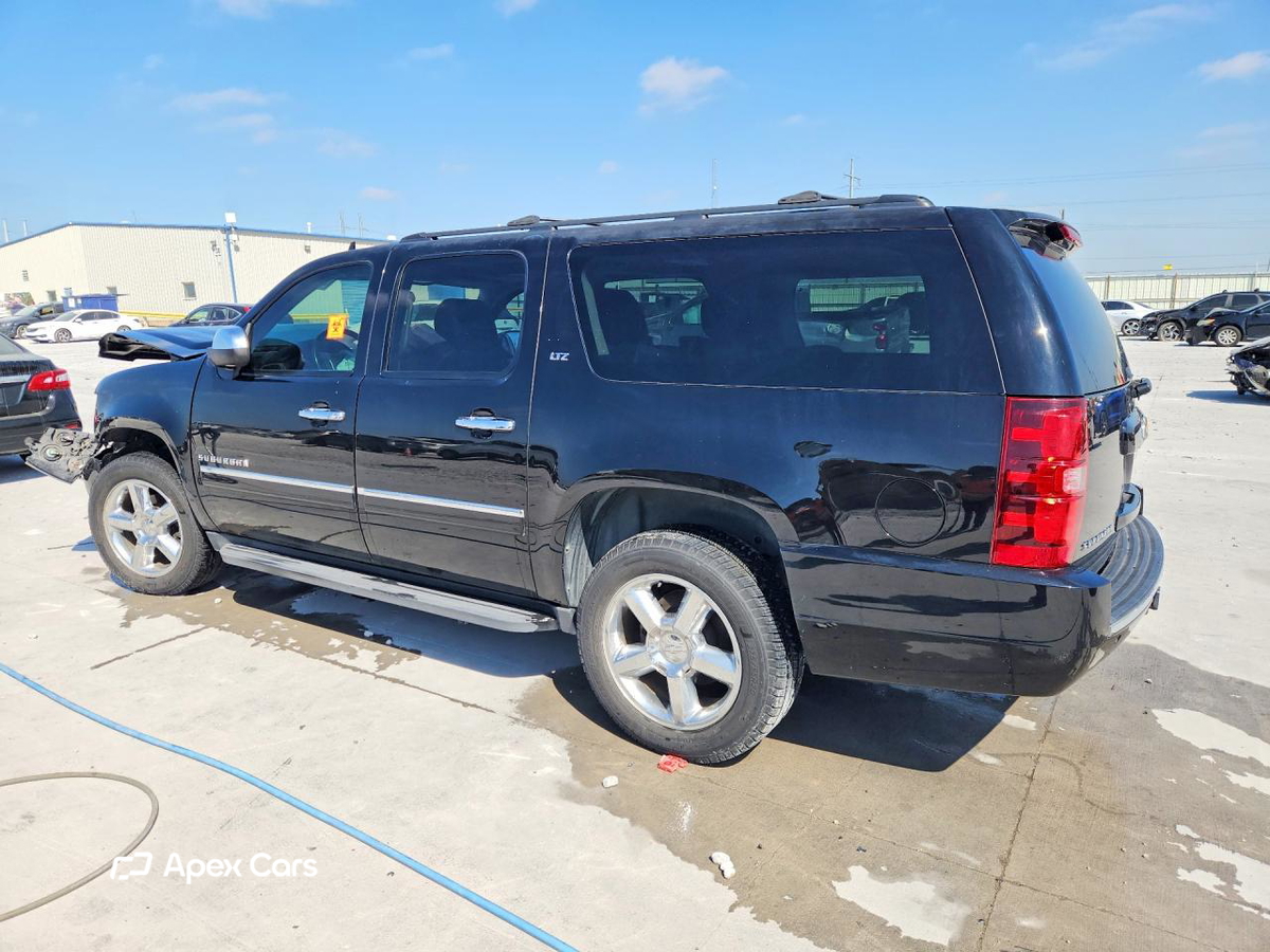Chevrolet Suburban 2013