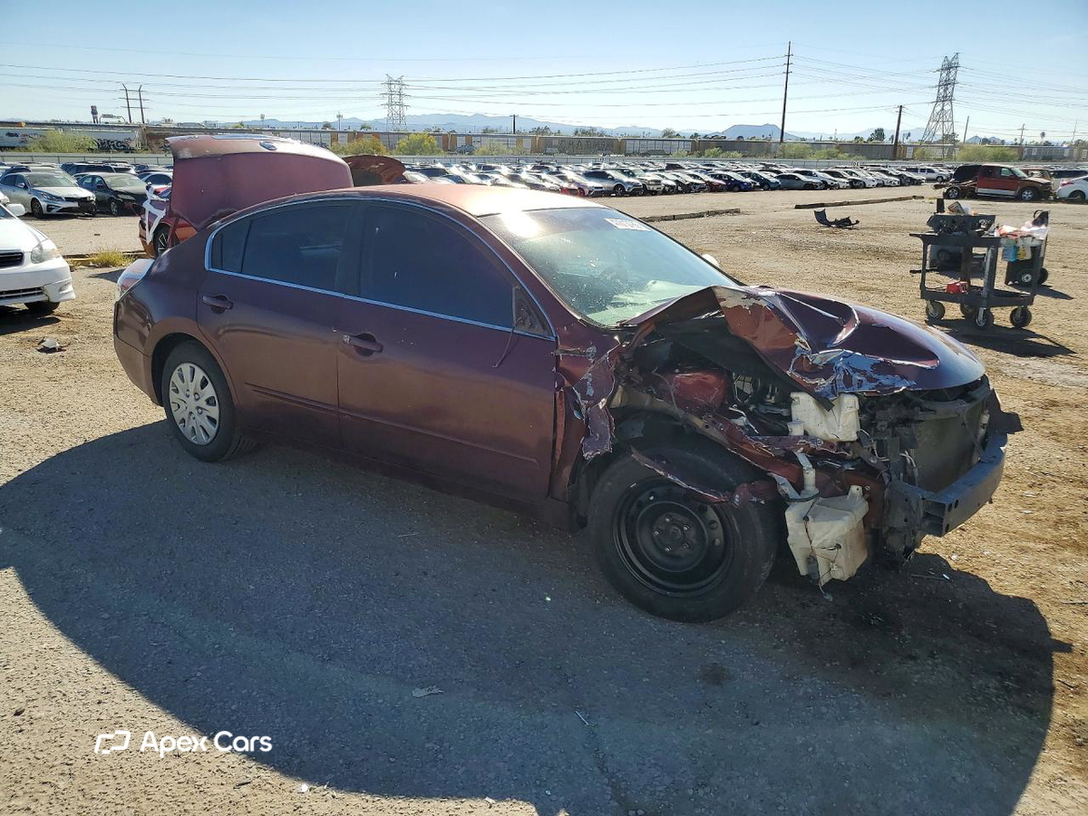 Nissan Altima 2012