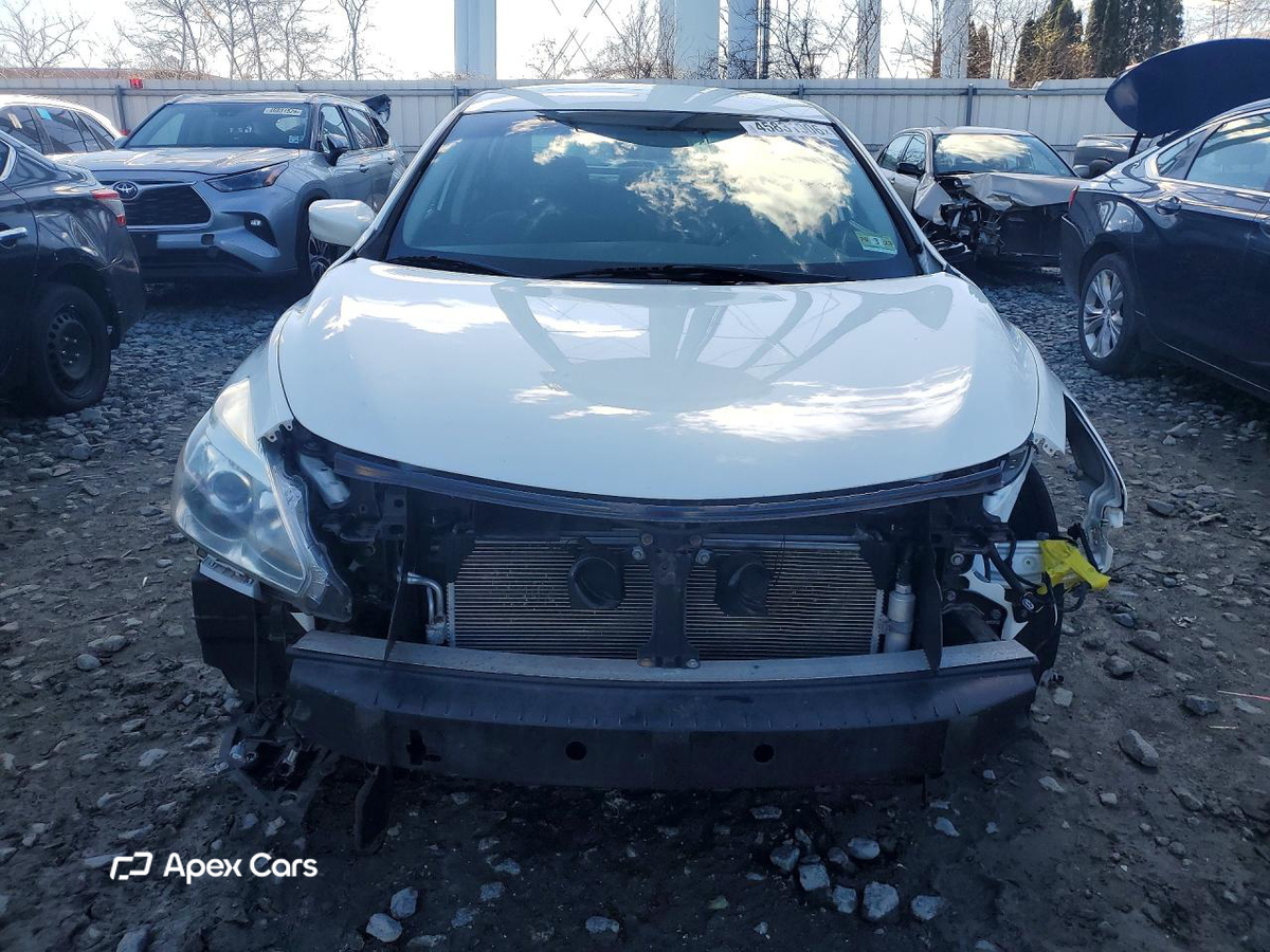 Nissan Altima 2014