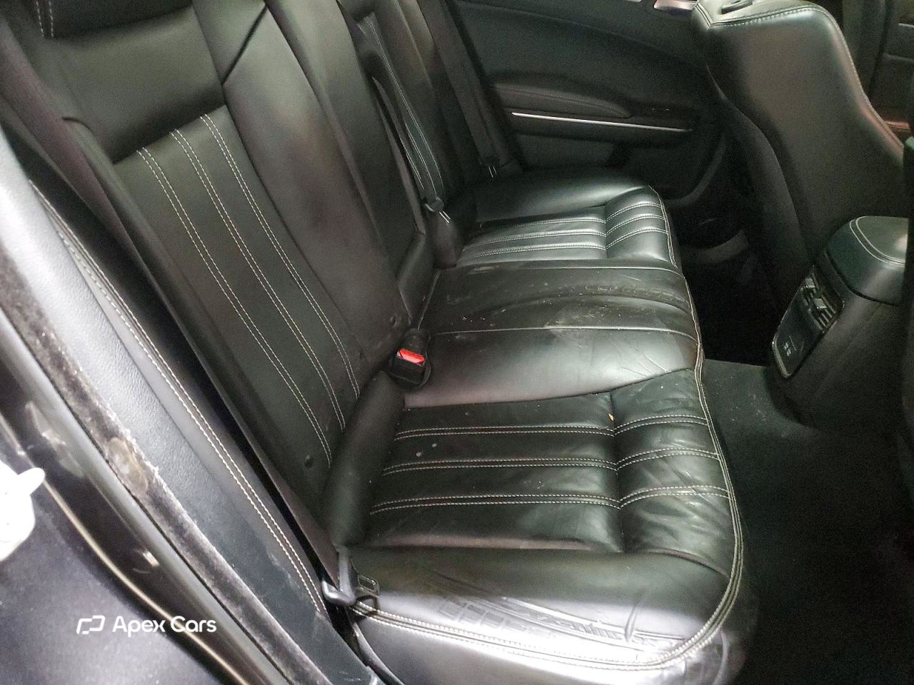 Chrysler 300 2023