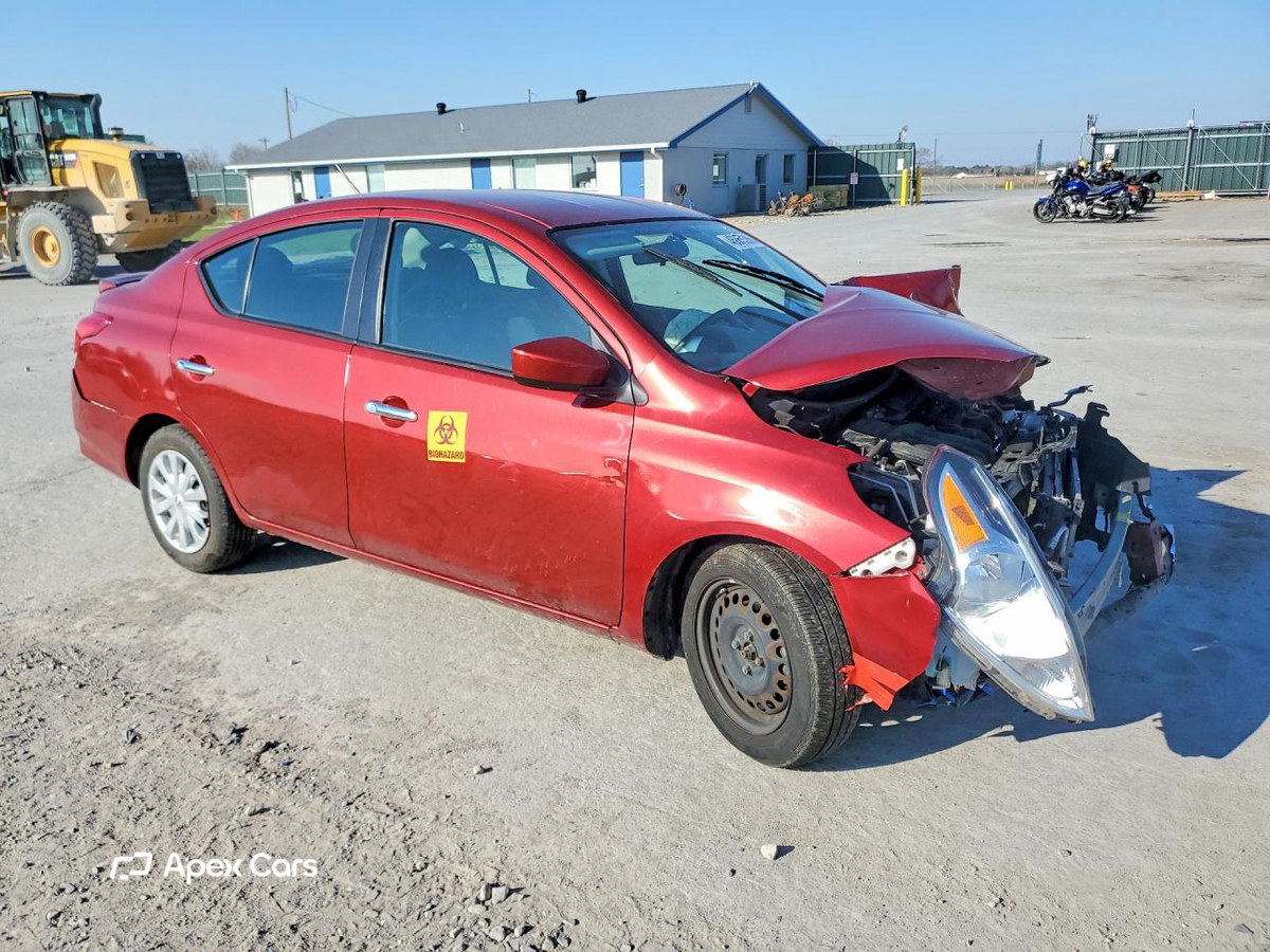 Nissan Versa 2019