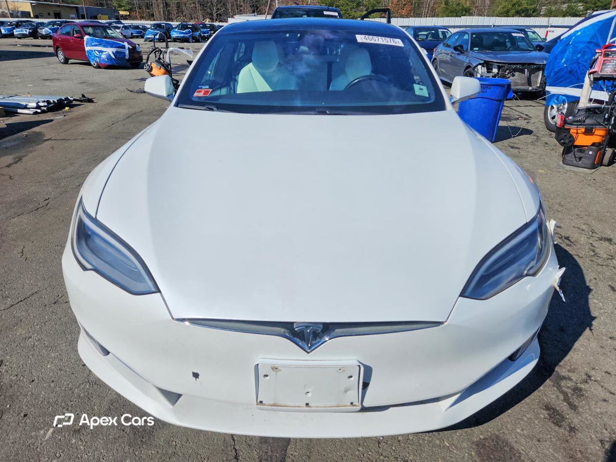 Tesla Model S 2019