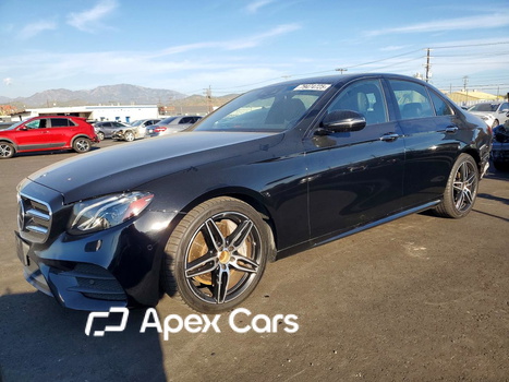 Mercedes-Benz E-klasse 2019 - Image 1 of 13