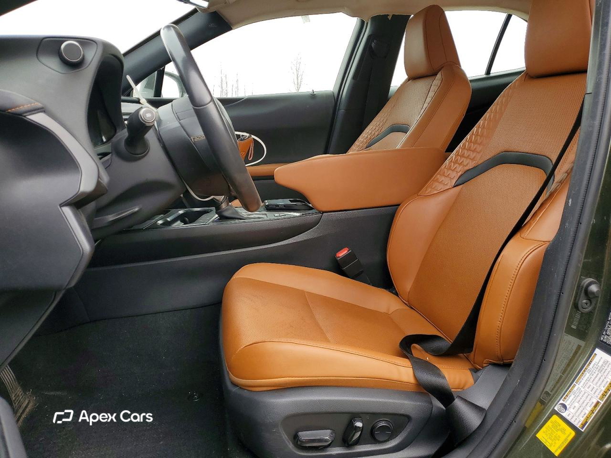 Lexus UX 2020
