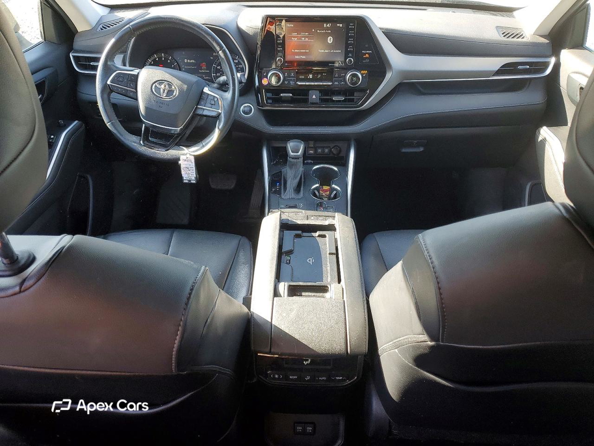 Toyota Highlander 2021
