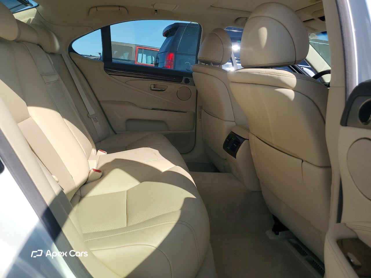 Lexus LS 2014
