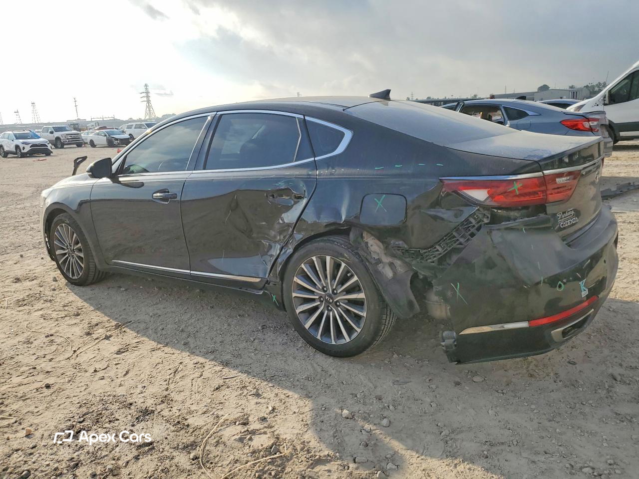 Kia Cadenza 2017