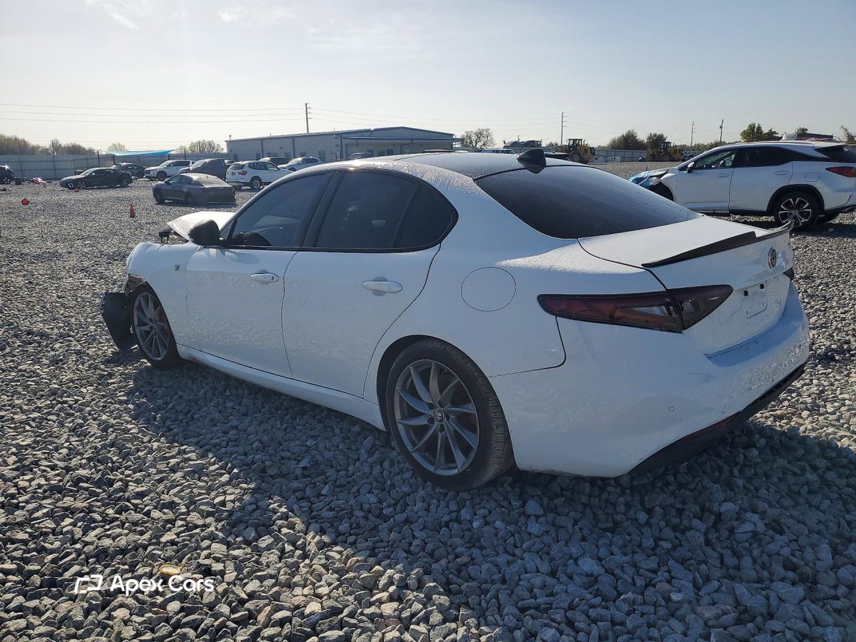 Alfa Romeo Giulia 2024