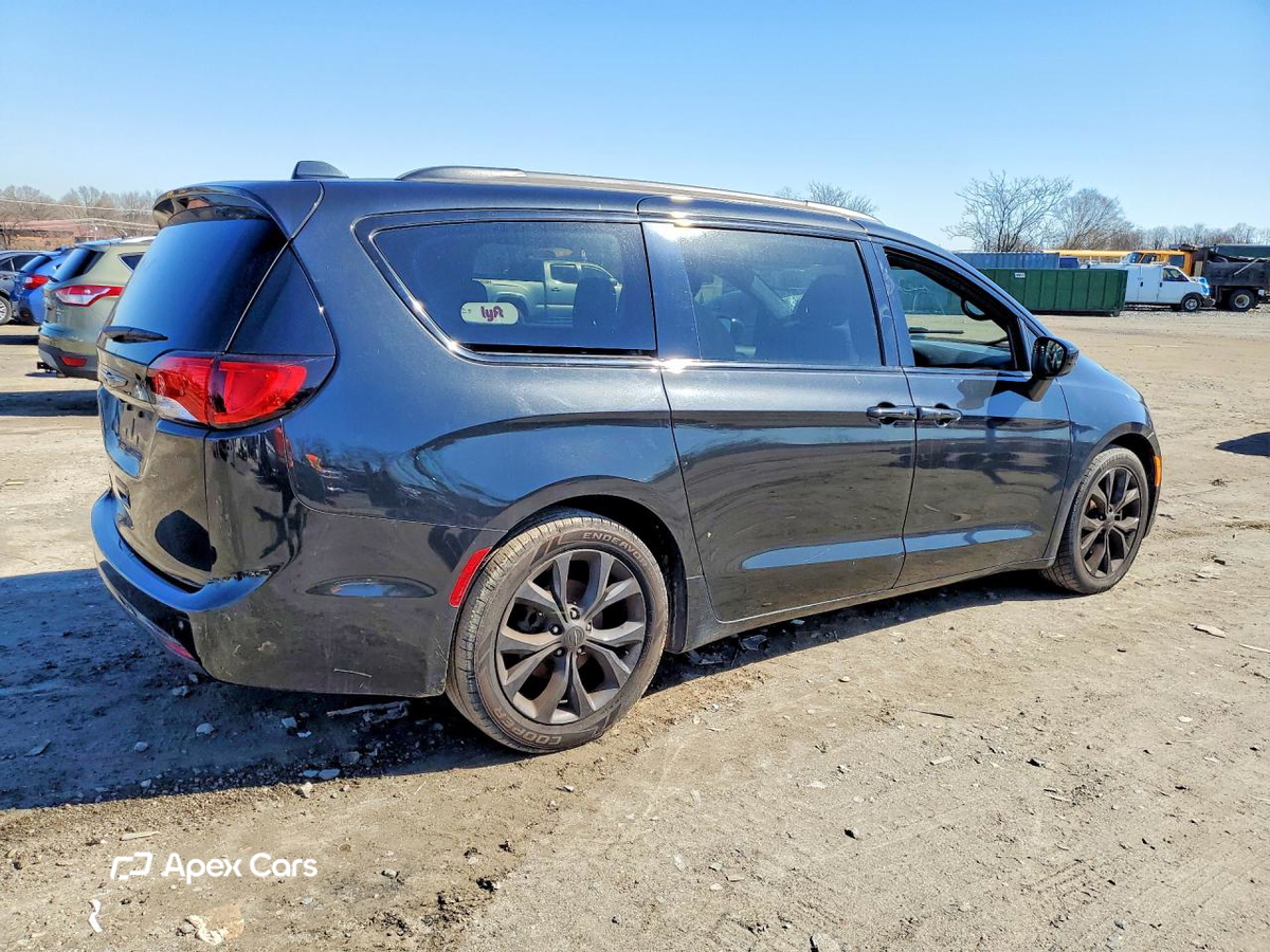 Chrysler Pacifica 2018