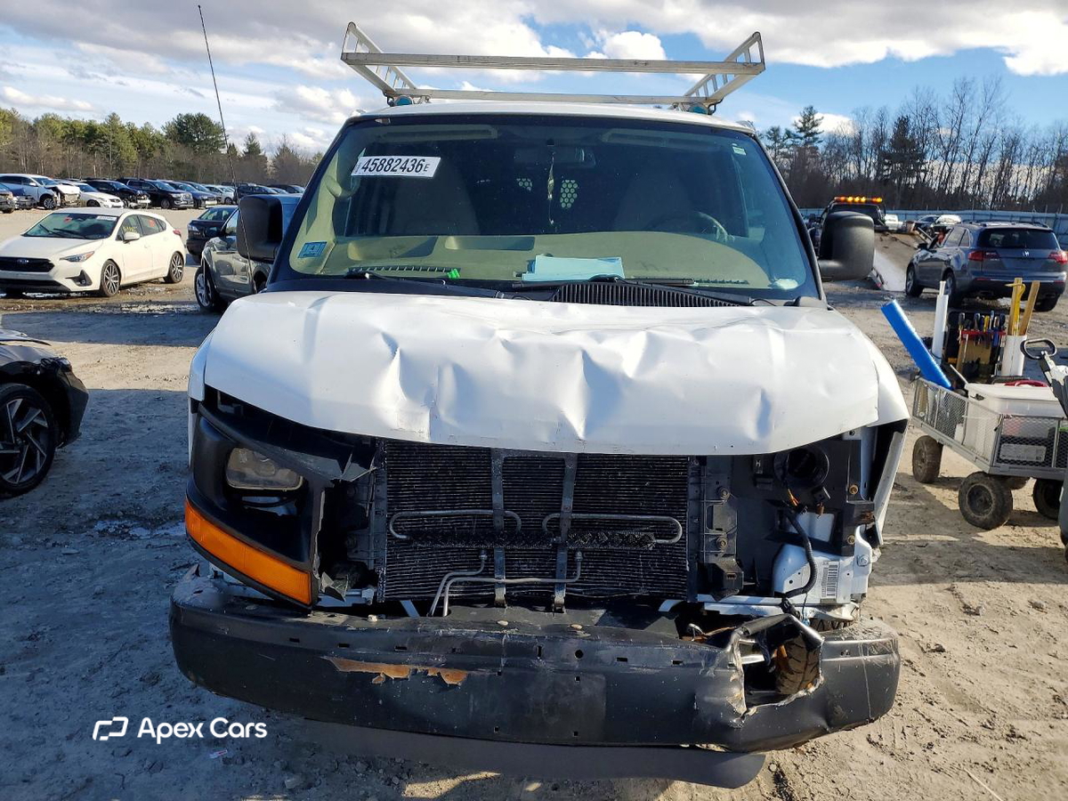 Chevrolet Express 2011