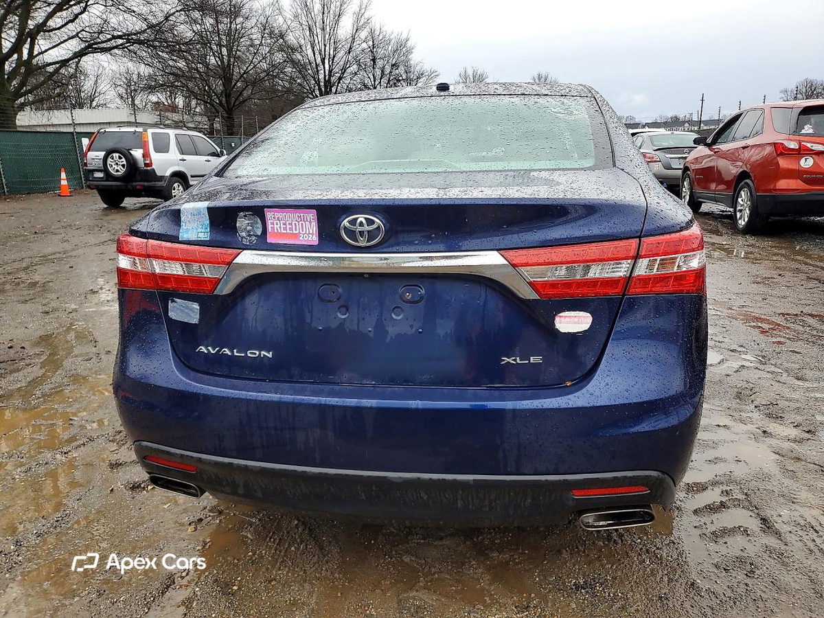 Toyota Avalon 2013