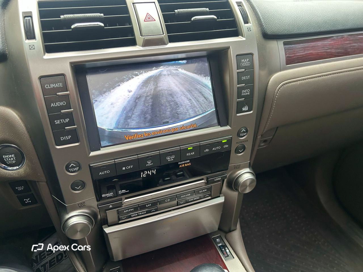 Lexus GX 2011