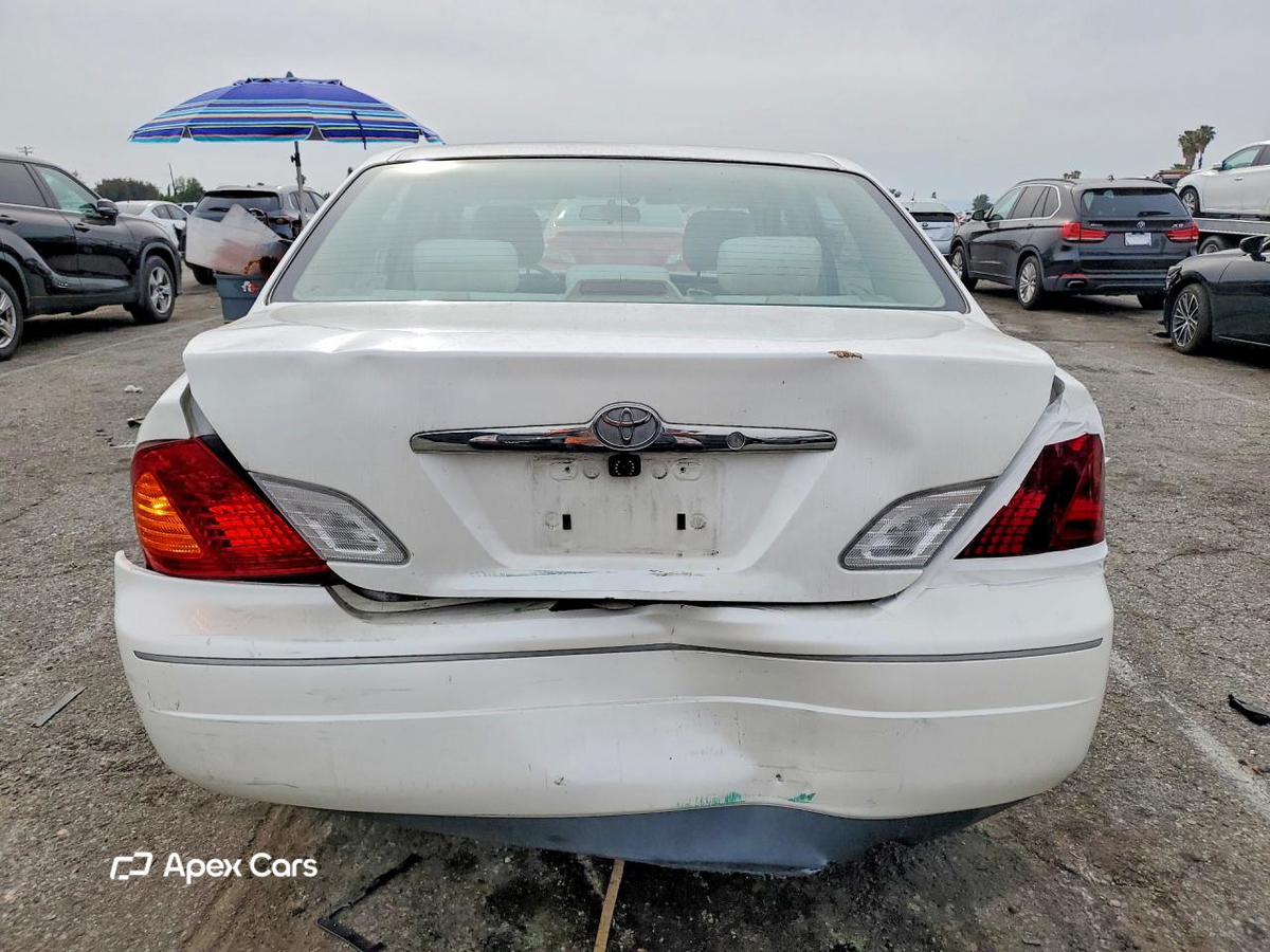 Toyota Avalon 2000