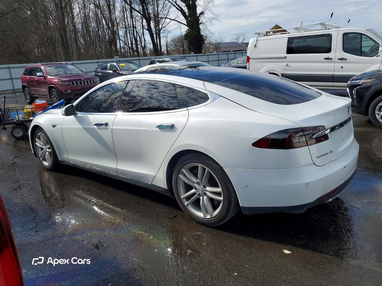 Tesla Model S 2015
