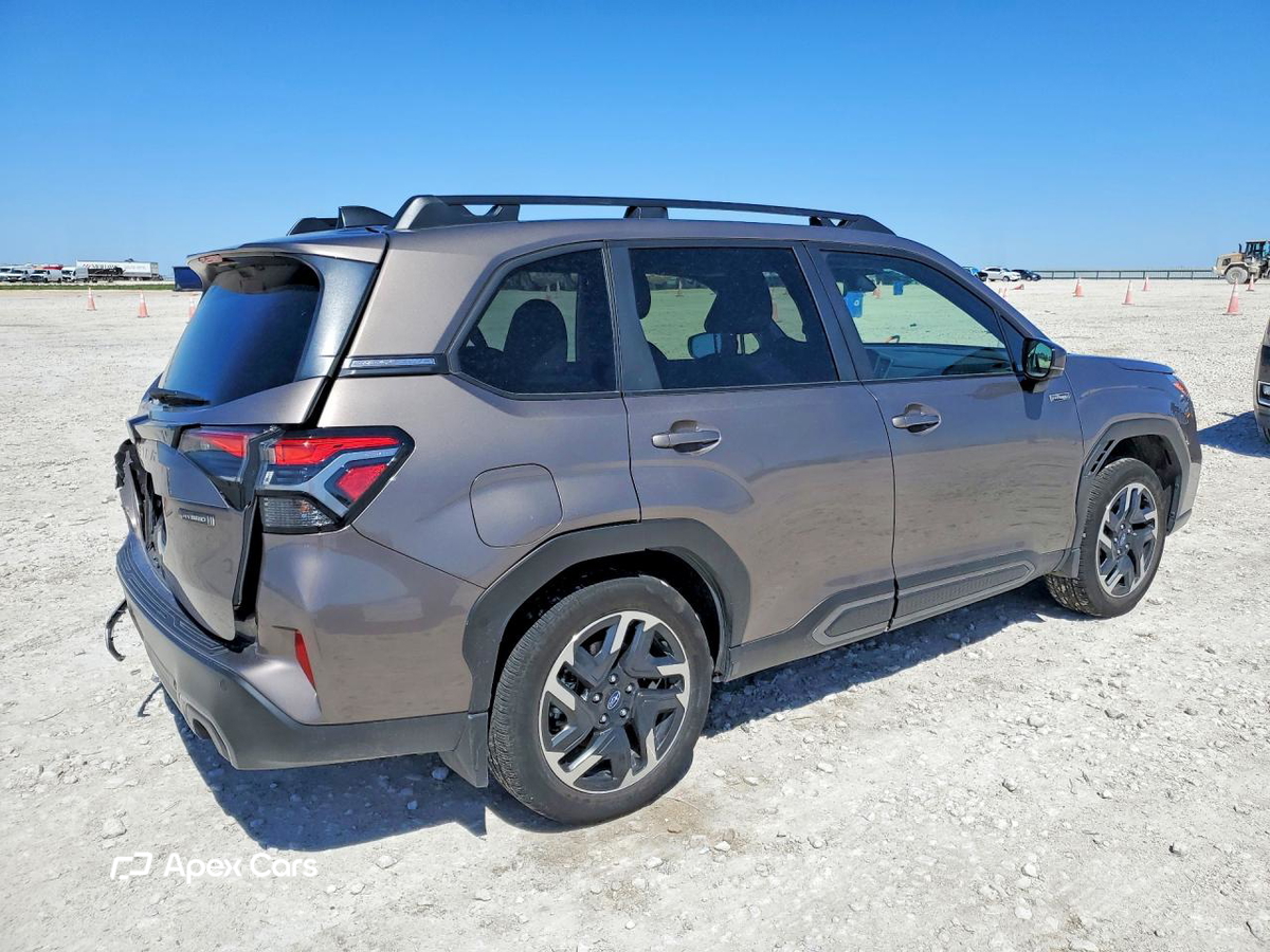 Subaru Forester 2025