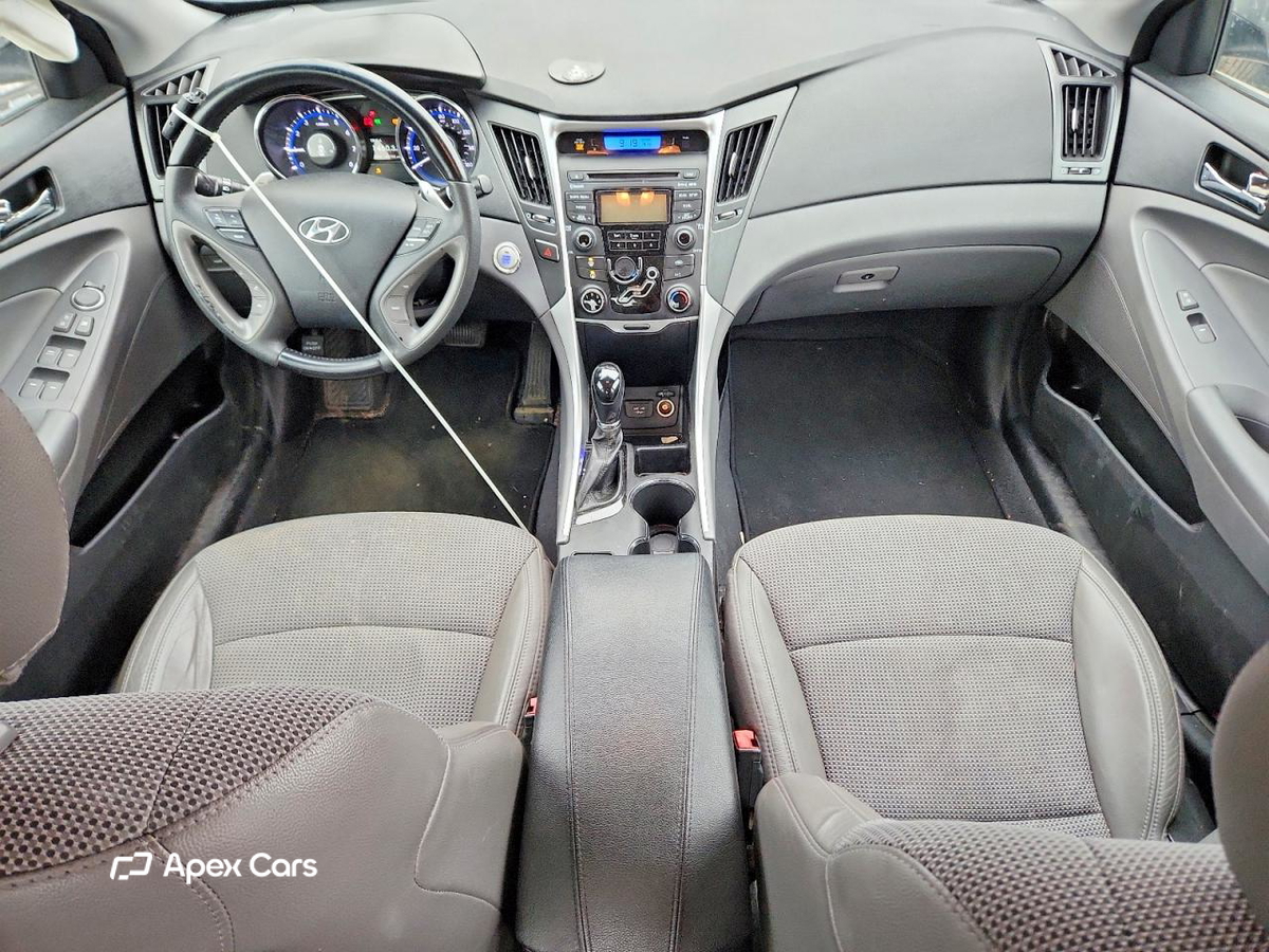 Hyundai Sonata 2013