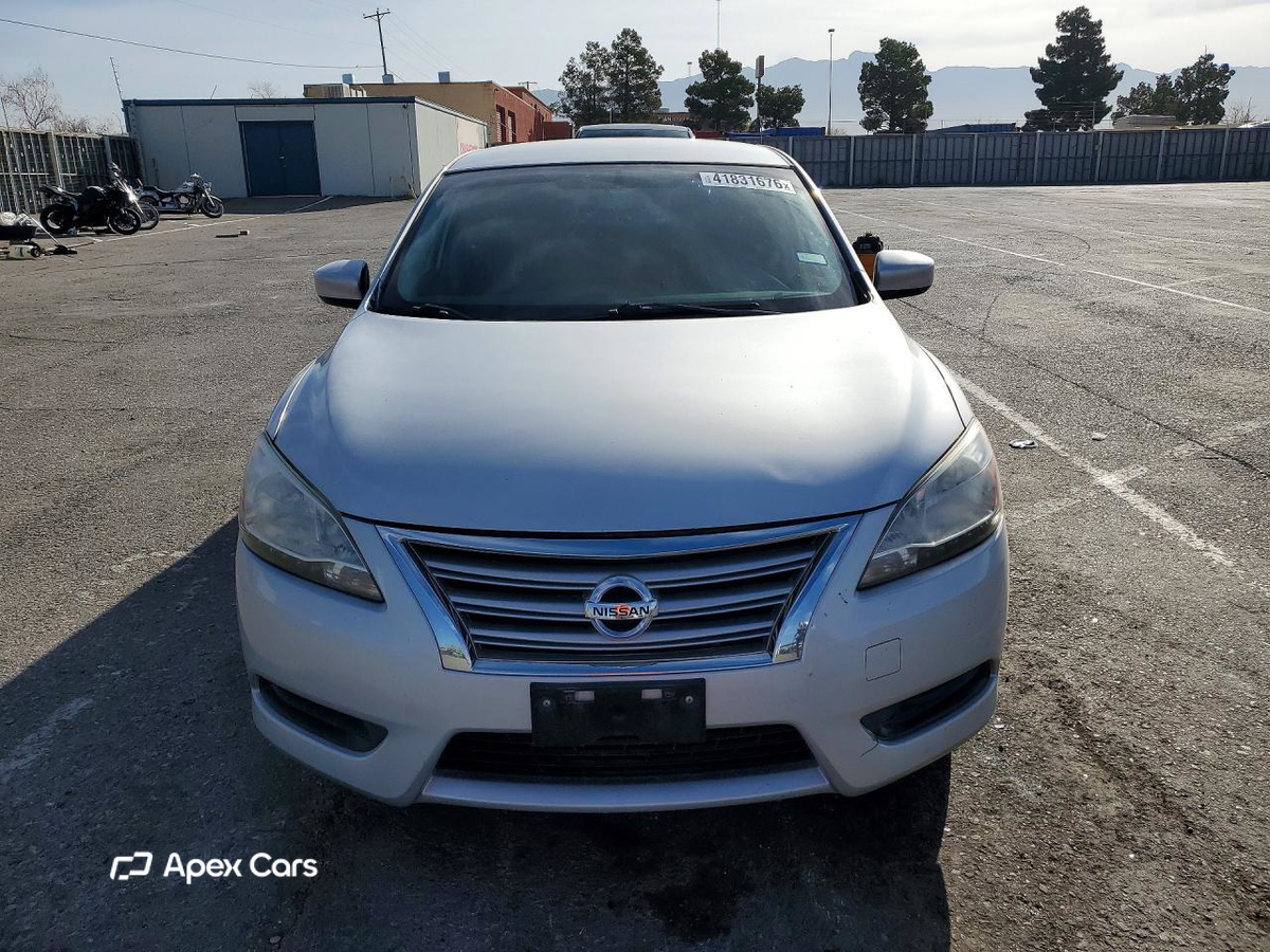 Nissan Sentra 2015