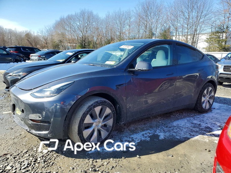 Tesla Model Y 2023 - Image 1 of 13