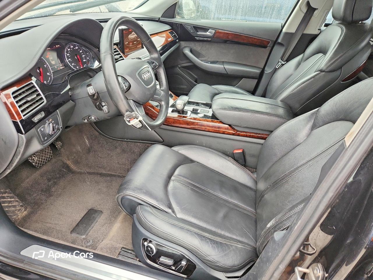 Audi A8 2011