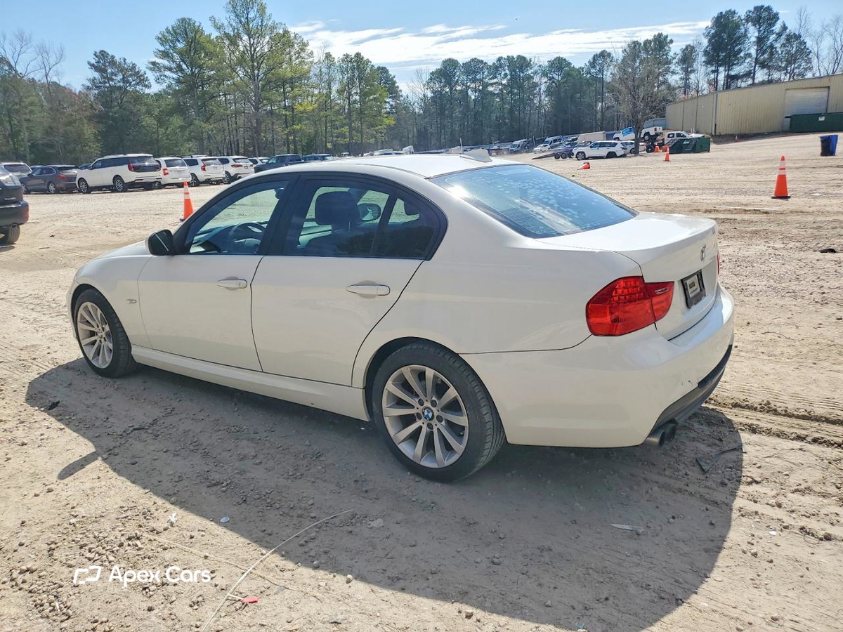 BMW Series 3 2011