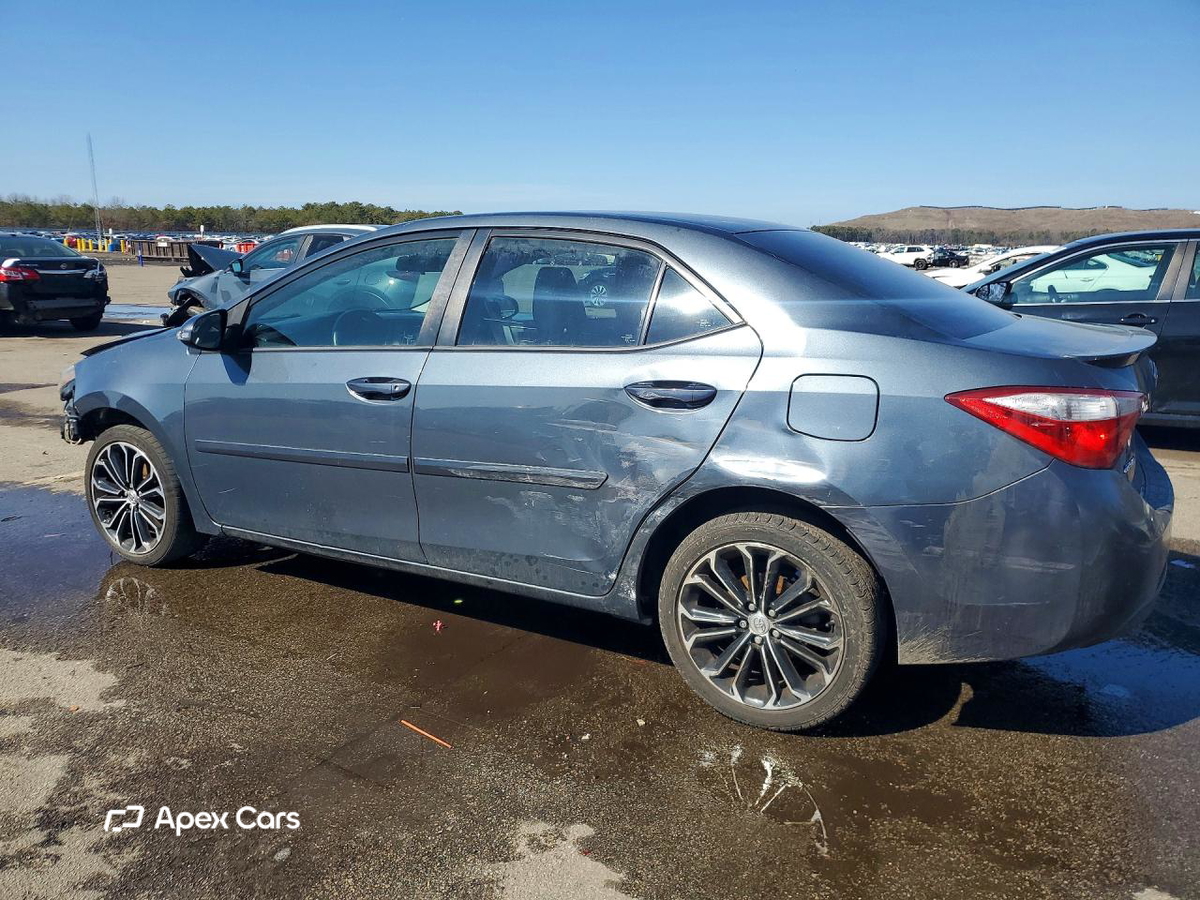 Toyota Corolla 2015