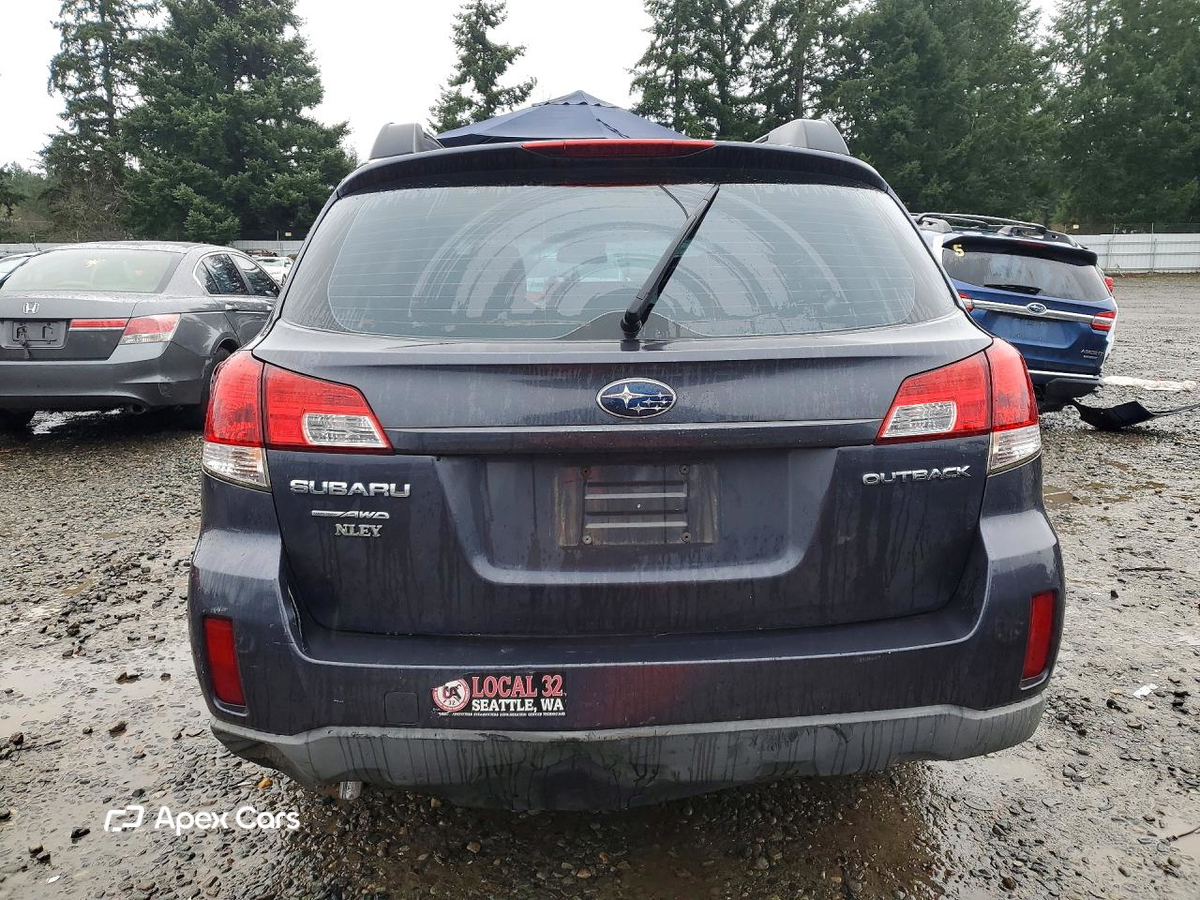 Subaru Outback 2011