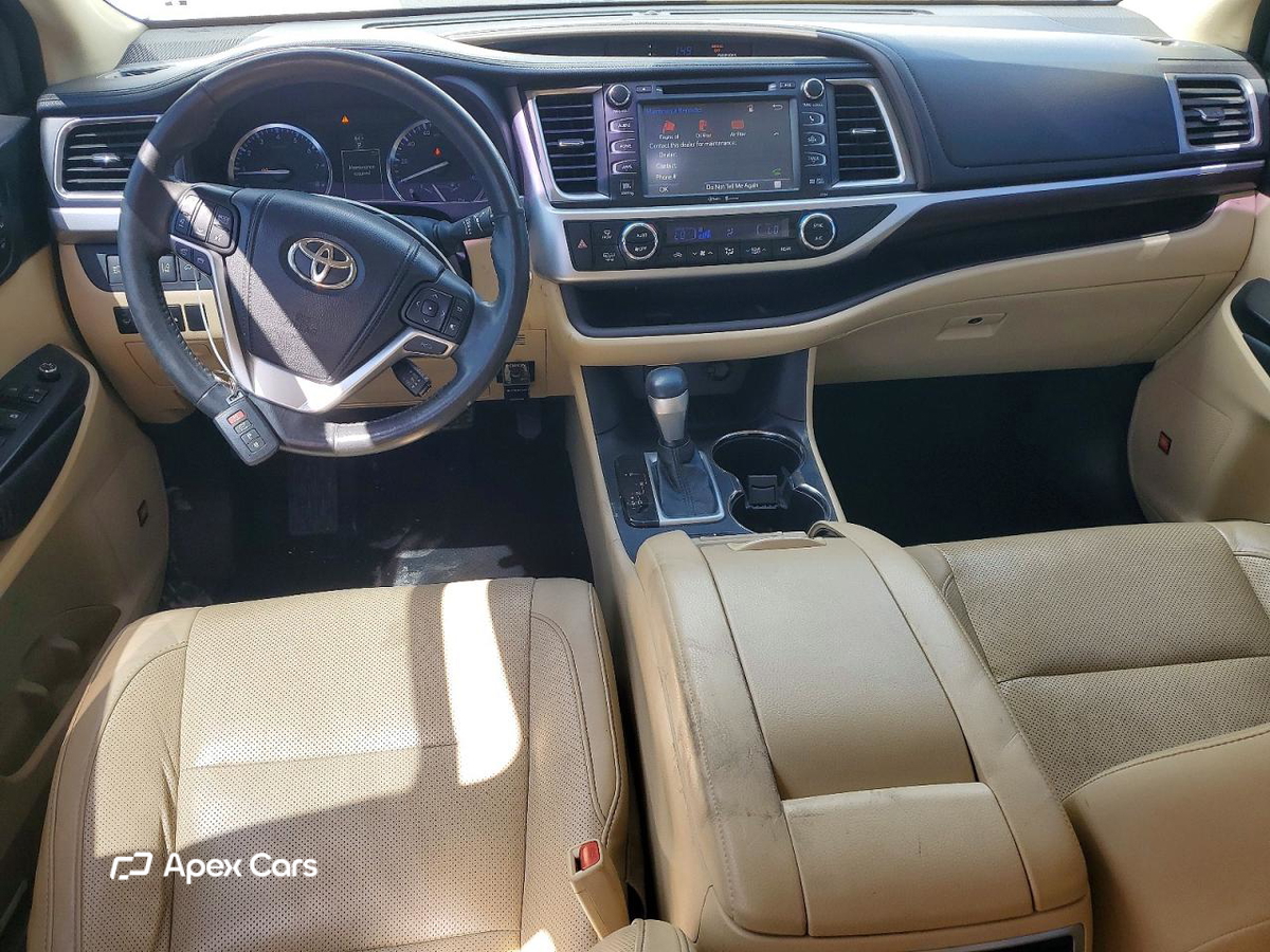 Toyota Highlander 2015
