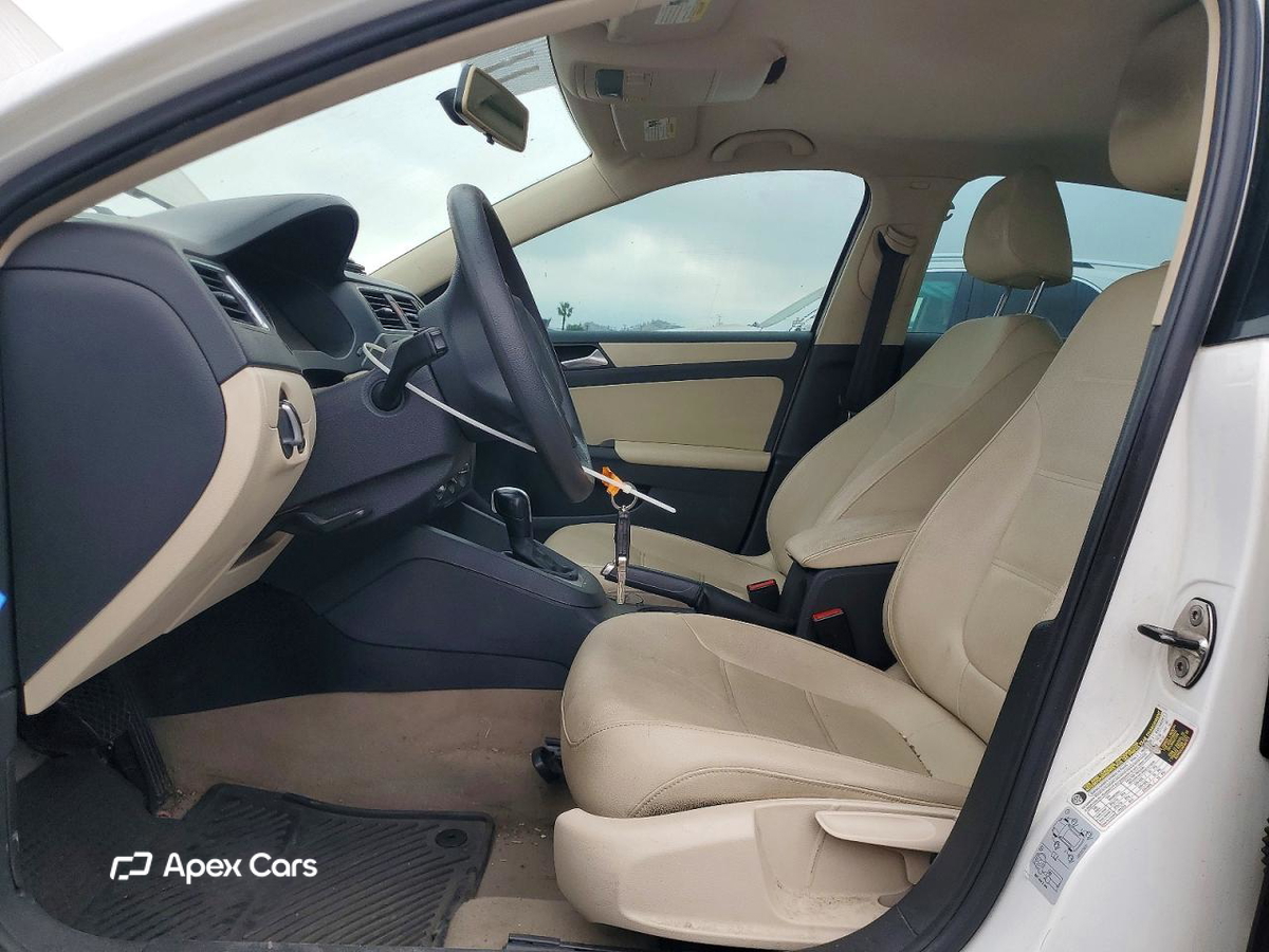 Volkswagen Jetta 2012
