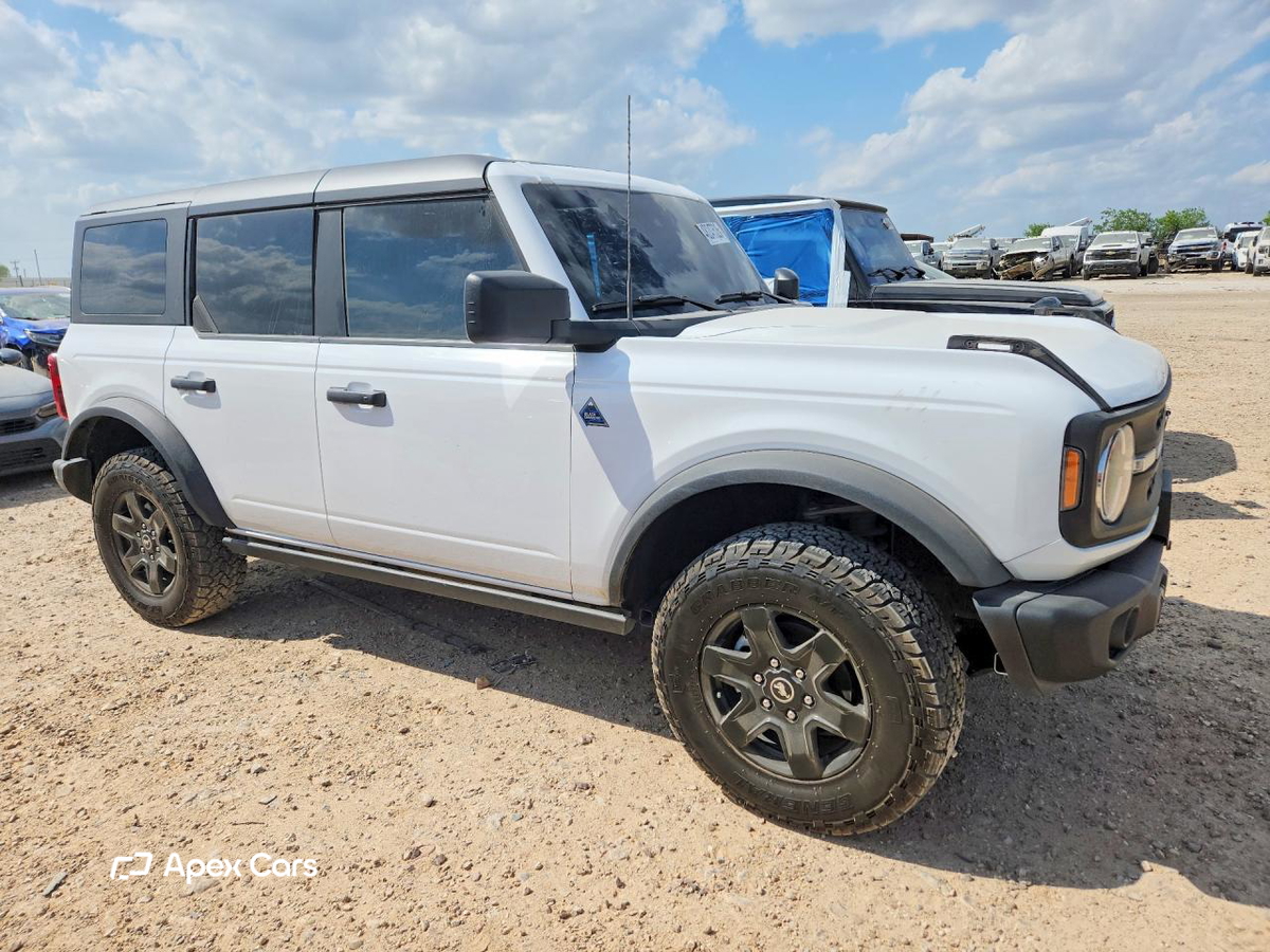 Ford Bronco 2024