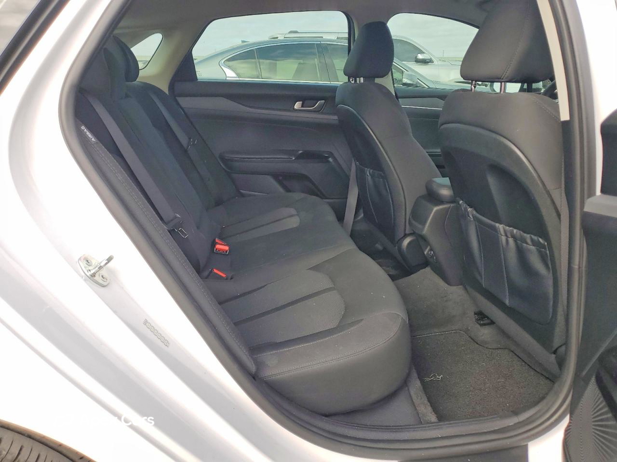 Kia K5 2024