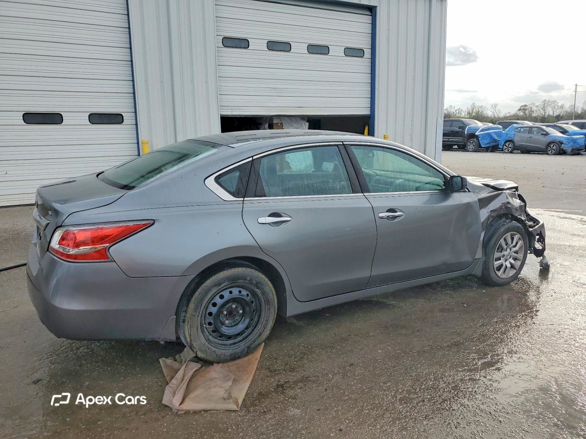 Nissan Altima 2015