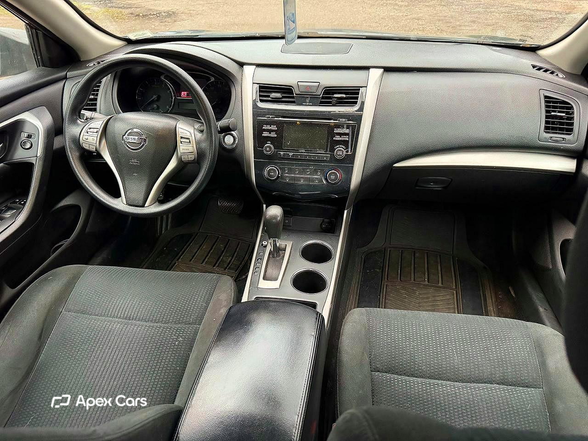 Nissan Altima 2015