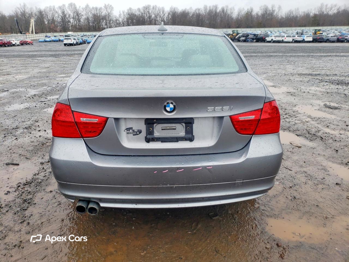 BMW Series 3 2011