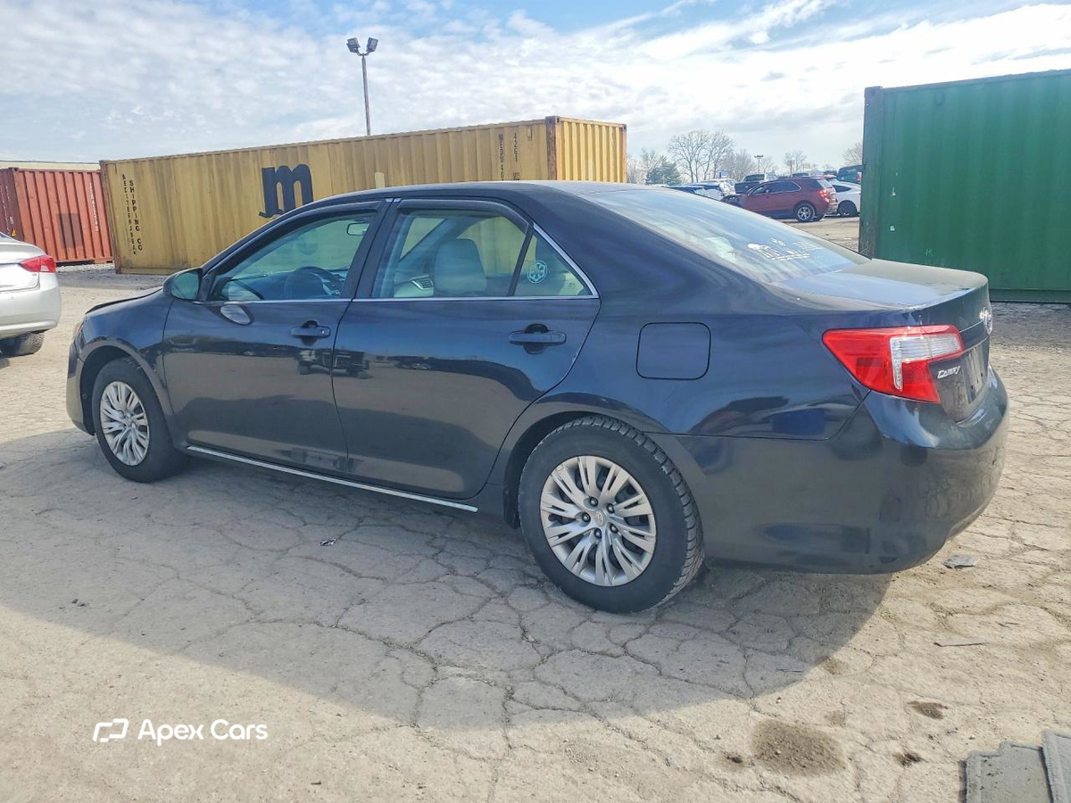 Toyota Camry 2012