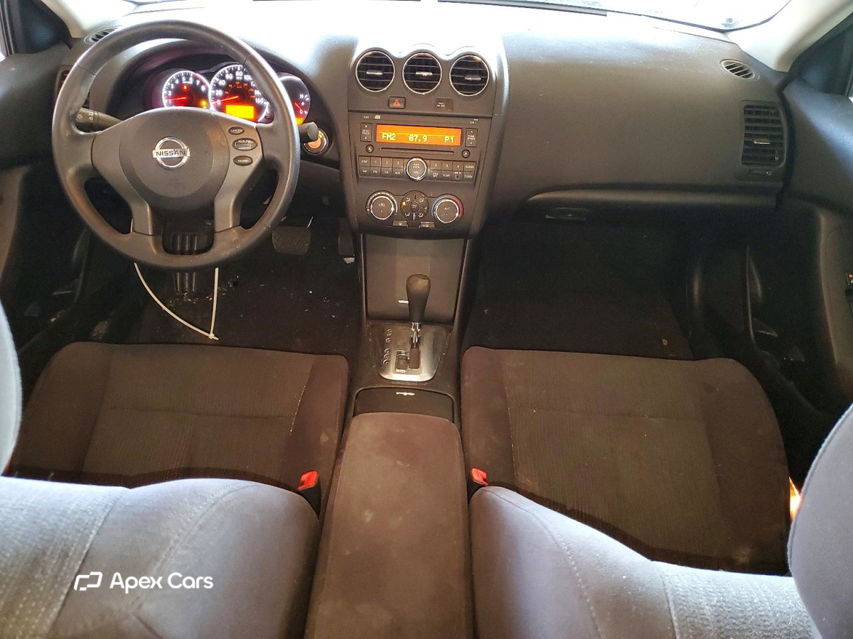 Nissan Altima 2012