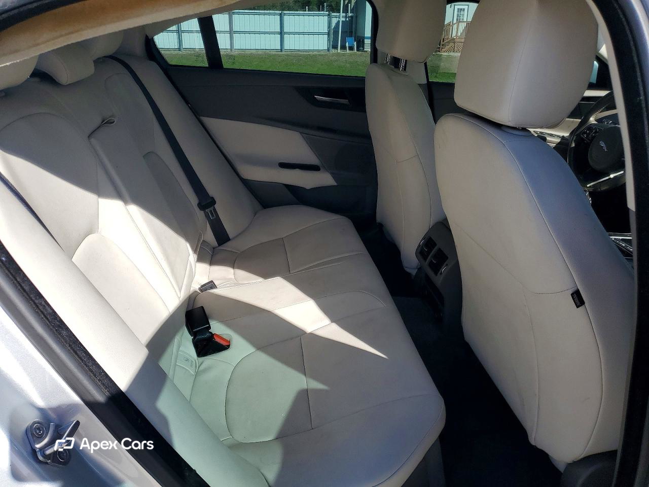 Jaguar XE 2017