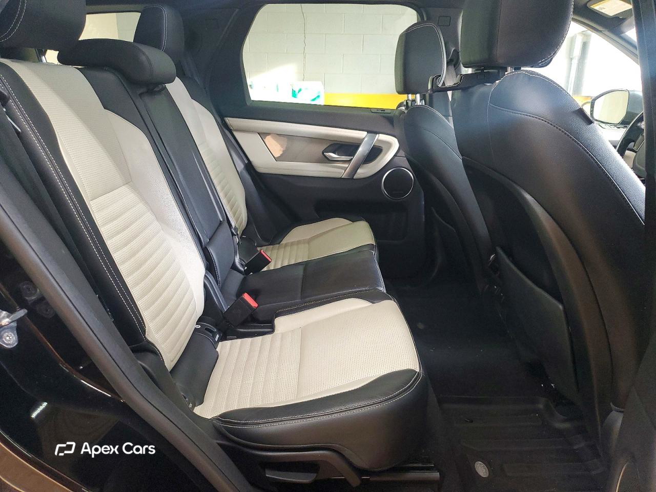 Land Rover Discovery 2020