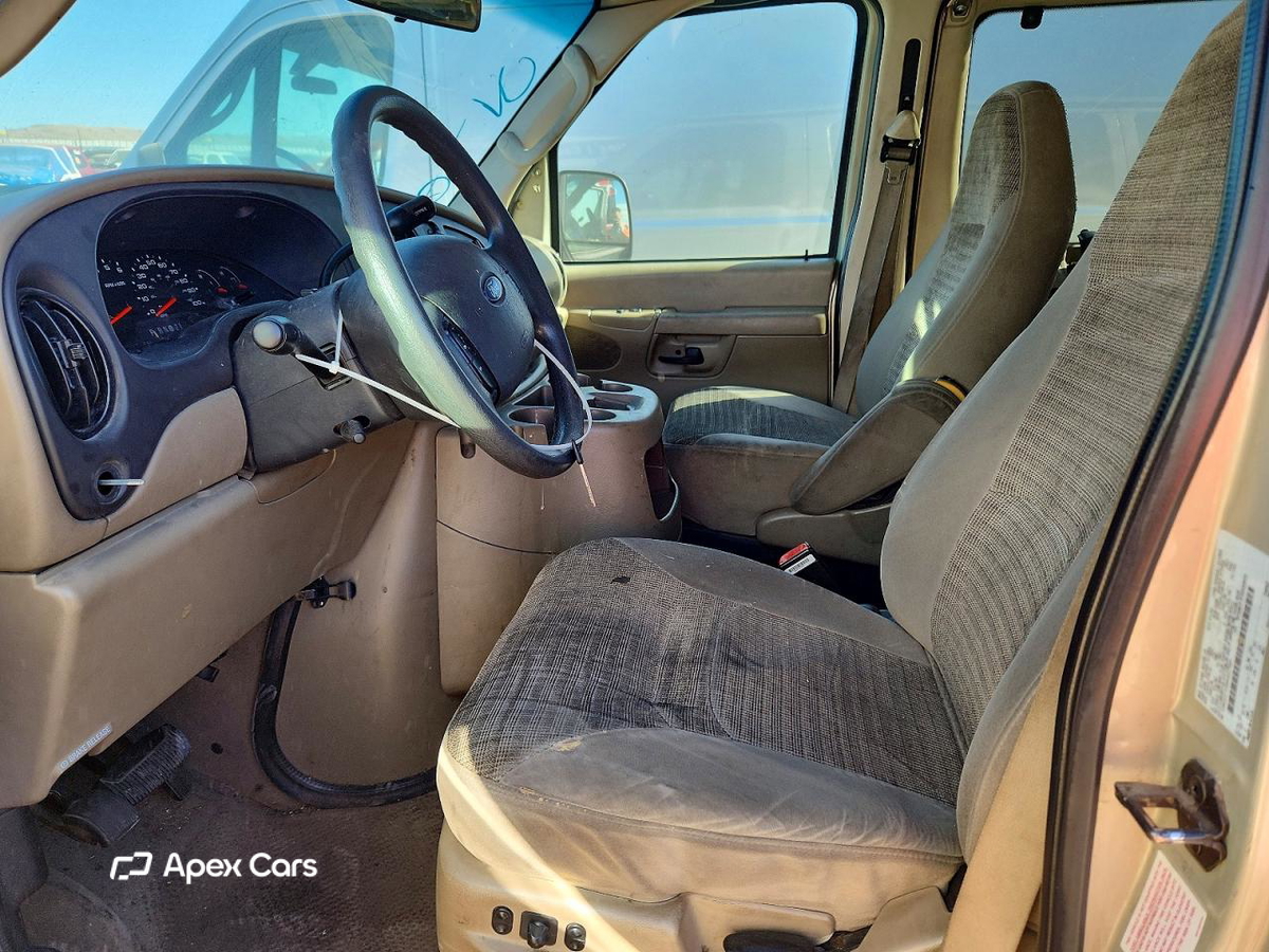 Ford Econoline 2004