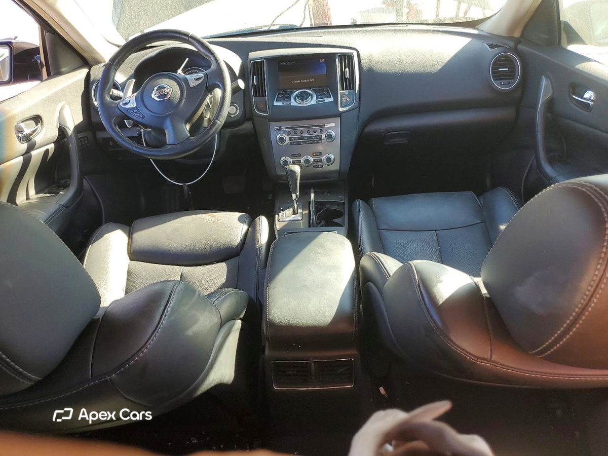 Nissan Maxima 2012